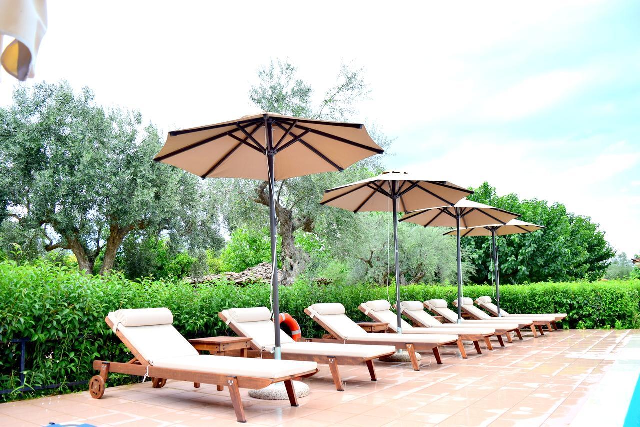 מישטראש Camping & Bungalows Castle View מראה חיצוני תמונה